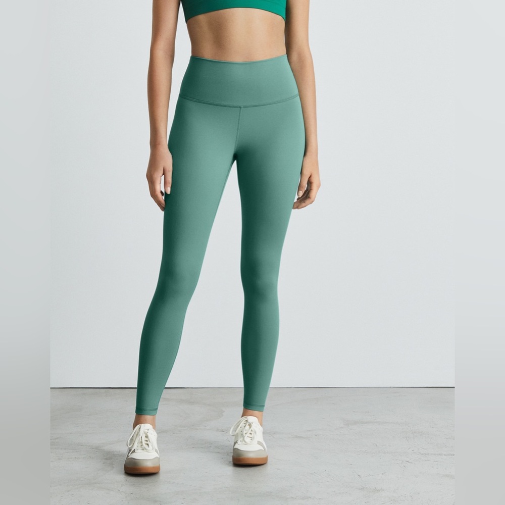 NWT Everlane The Perform Legging in Mint Green Large Ankle